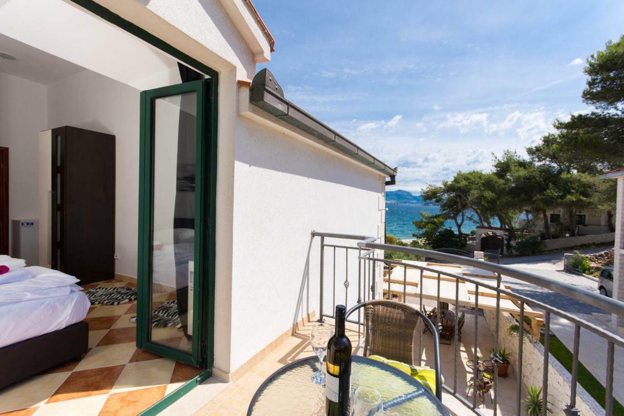 Guesthouse Vakans Slatine Exterior photo