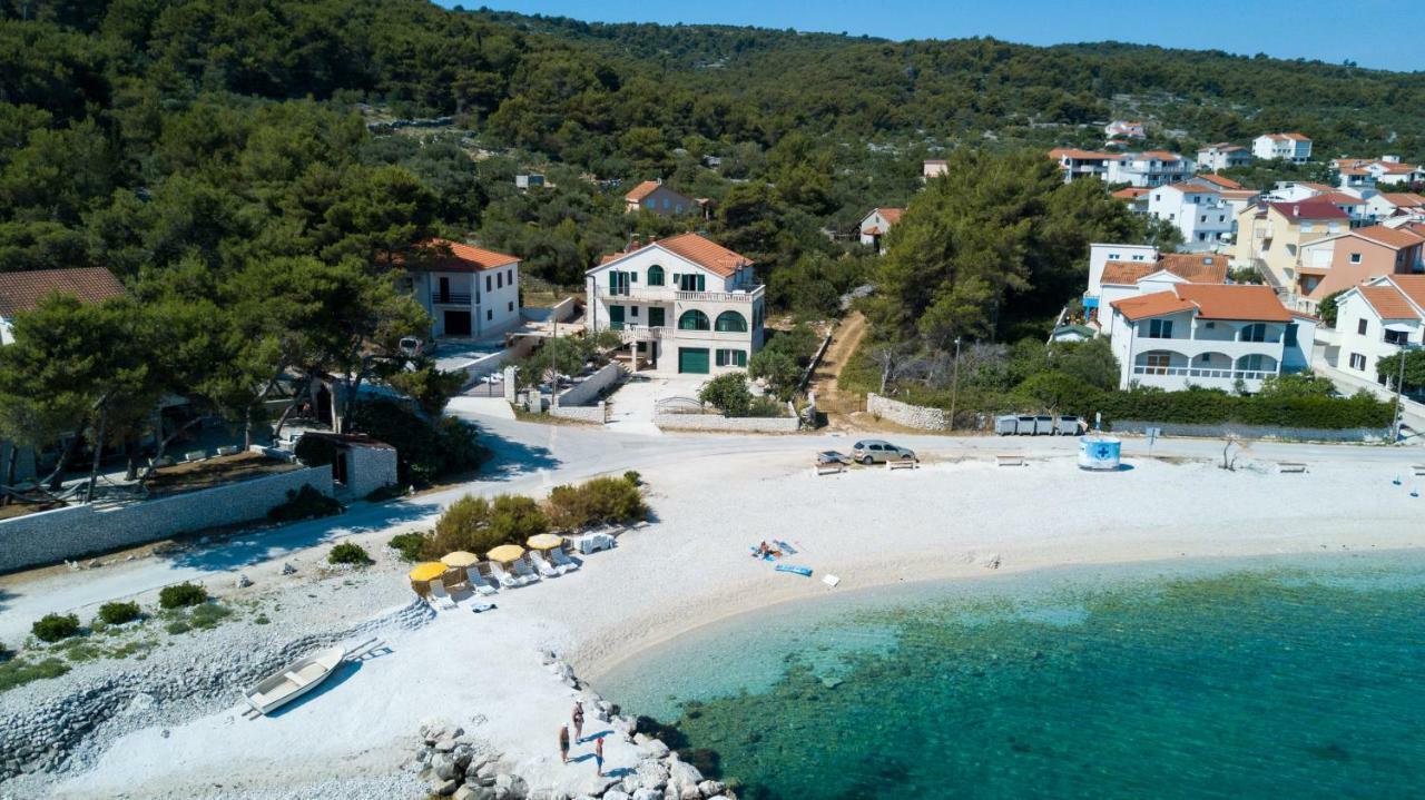 Guesthouse Vakans Slatine Exterior photo