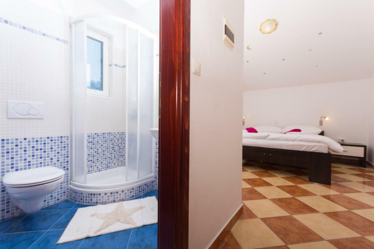 Guesthouse Vakans Slatine Exterior photo