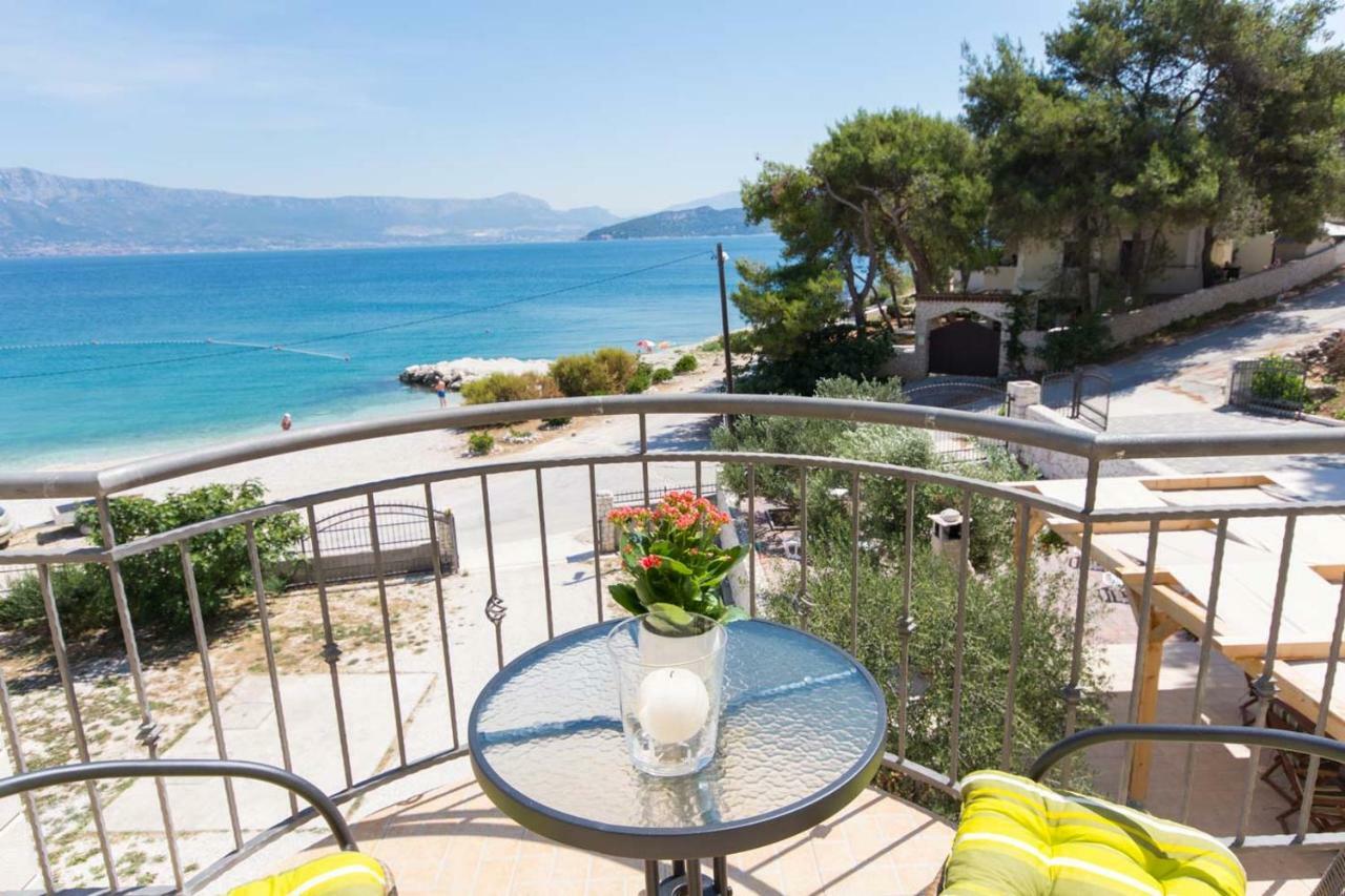 Guesthouse Vakans Slatine Exterior photo