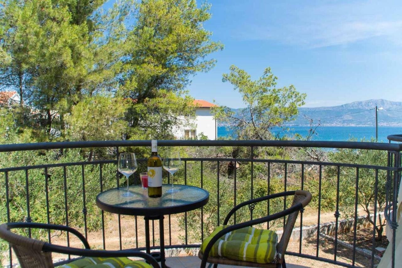 Guesthouse Vakans Slatine Exterior photo