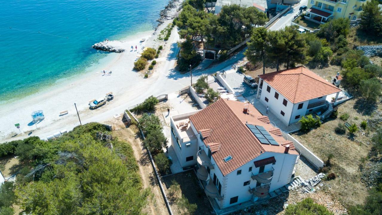 Guesthouse Vakans Slatine Exterior photo