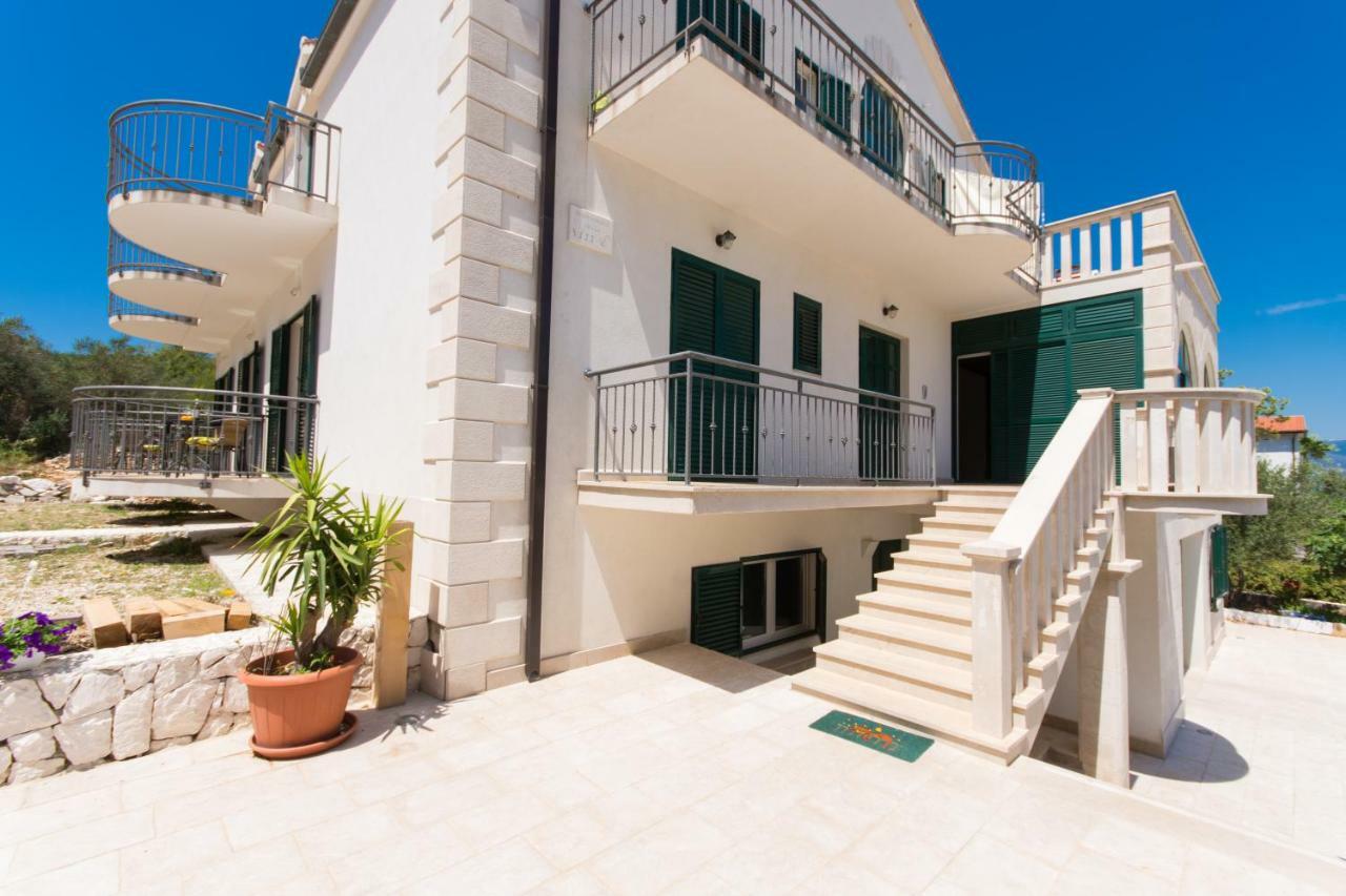 Guesthouse Vakans Slatine Exterior photo